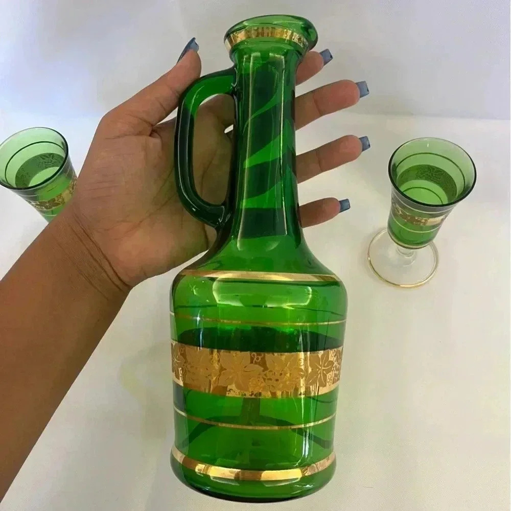 Vintage Green Glass Decanter and 3 Cups - Picture 4 of 6